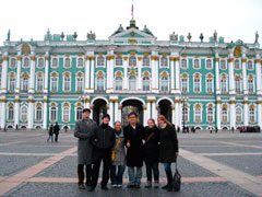 in-front-of-the-hermitage-3721379
